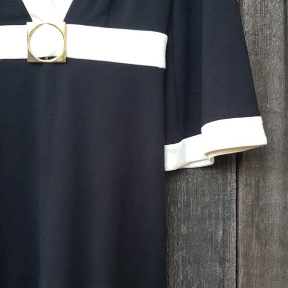 Trina Turk Black White Top Blouse Small - Picture 7 of 8